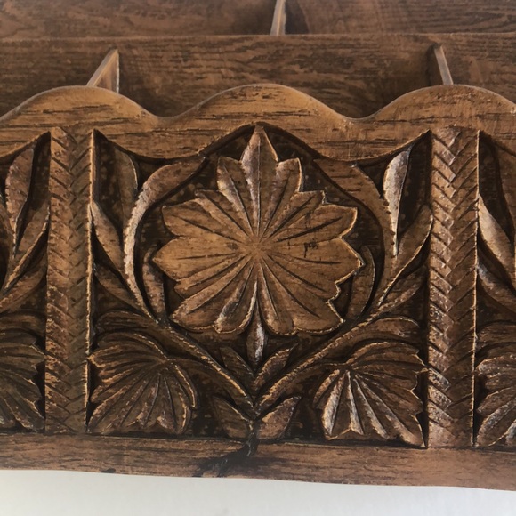 Vintage Lerner Faux Wood Plastic Boho Style Mail Sorter - Picture 2 of 12